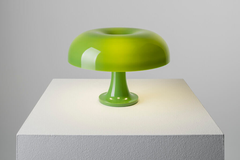Artemide_Nessino_Grün_on (2)