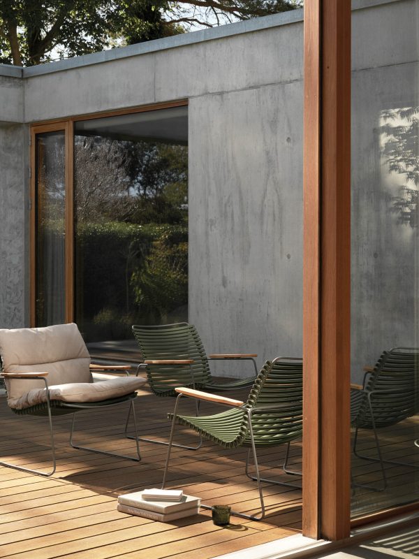 HOUE_16_CAMPAIGN_MARCH-APRIL_CLICK-Roomy-lounge-chair_1200x1200mm