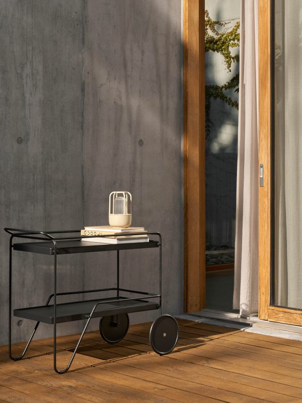 HOUE_17_CAMPAIGN_MARCH-APRIL_CLICK-Serving-cart_1200x1200mm