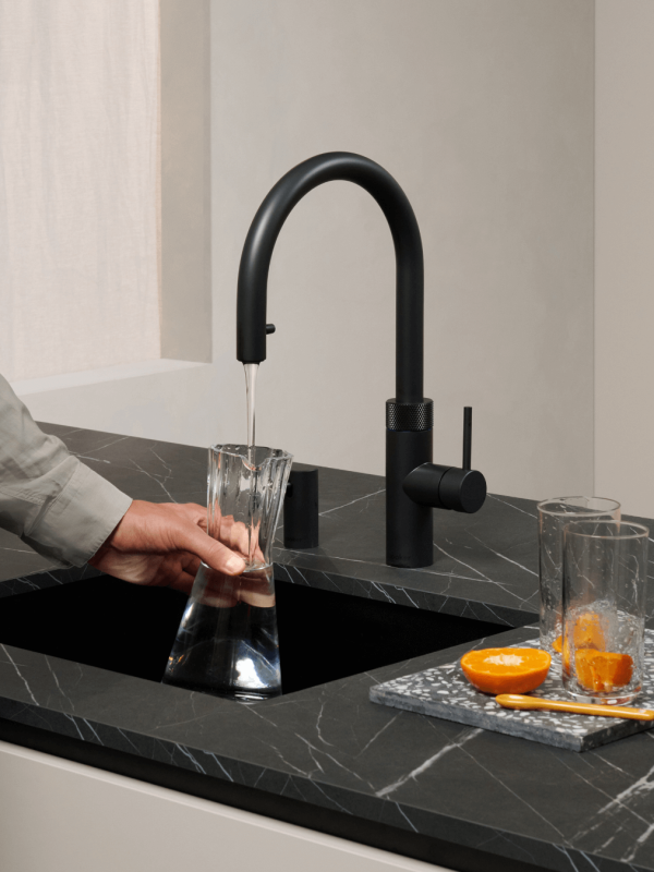 Quooker Wasserhahn schwarz